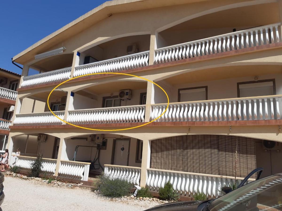 Apartment Vesna Vir Luaran gambar